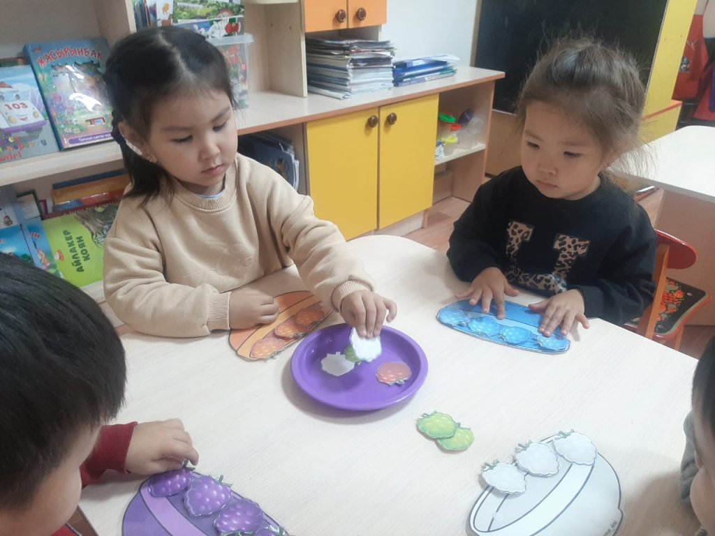 Жалаңаш орта жастағы әйелдердің суреттері а Смотреть ыстық балапандар порно mp4